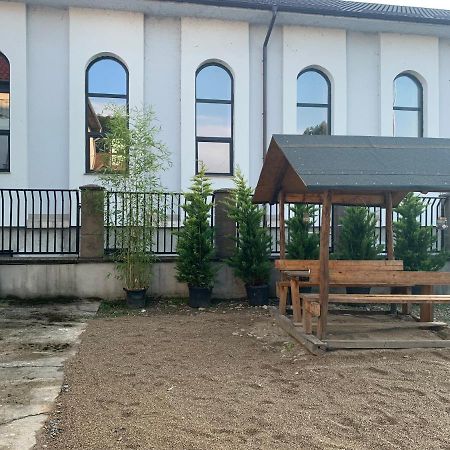 Master Adventure Guest House Vadu Crisului Ngoại thất bức ảnh
